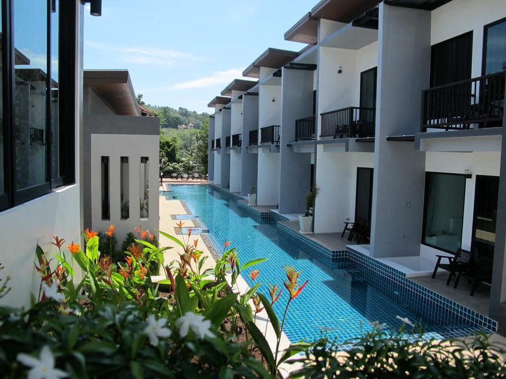 Alphabeto Resort Nai Harn Kültér fotó